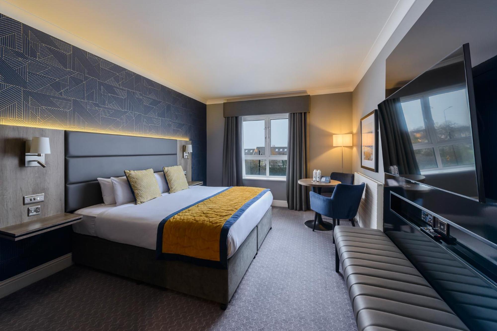 Clybaun Hotel 4*